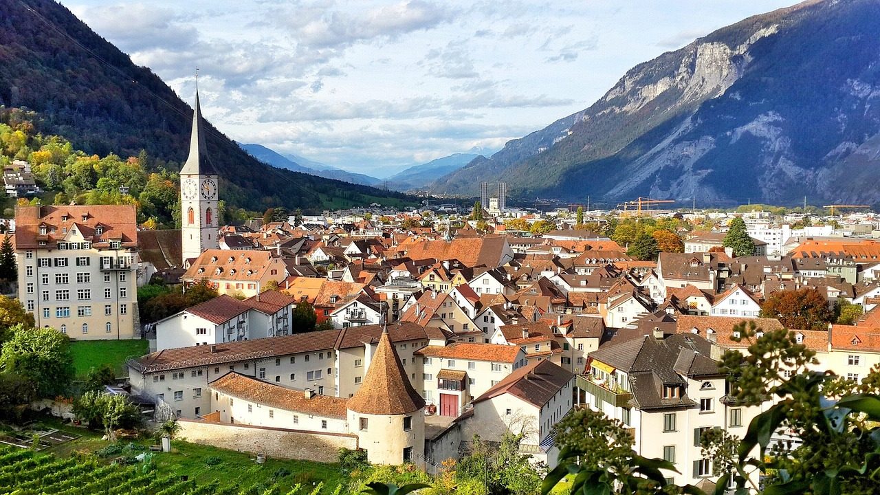 swiss-oldest-town-1450572_1280